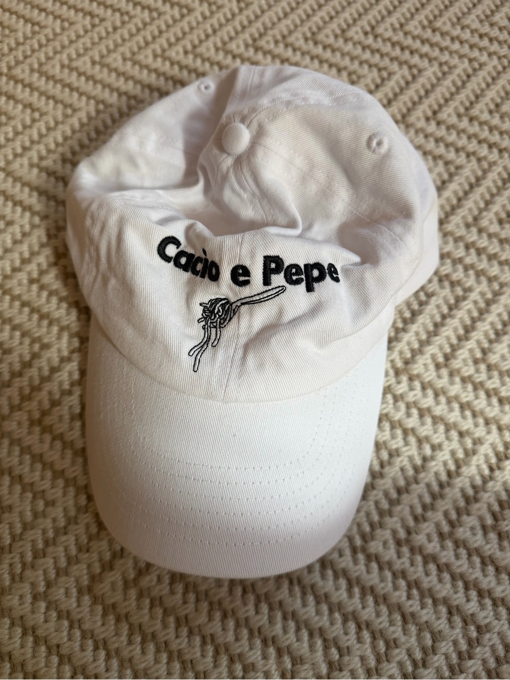 KULE White Baseball Cap with Black 'Cacio e Pepe' Embroidery